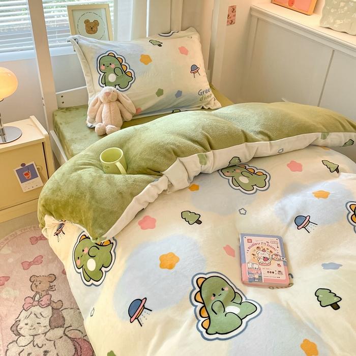 91家纺网 家纺一手货源 找家纺 寻米 2025新款高克重加厚保暖牛奶绒学生宿舍单床笠单件床笠系列二 恐龙星球