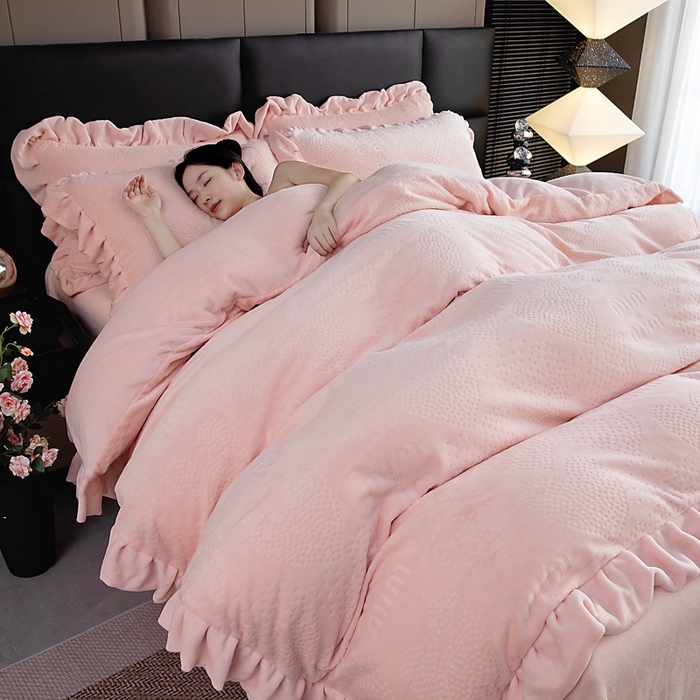 91家纺网 家纺一手货源 找家纺 （总）找底底家纺 2025新款加厚韩版全消光烂花牛奶绒四件套（加厚8斤重   日销20单客户优惠8元）