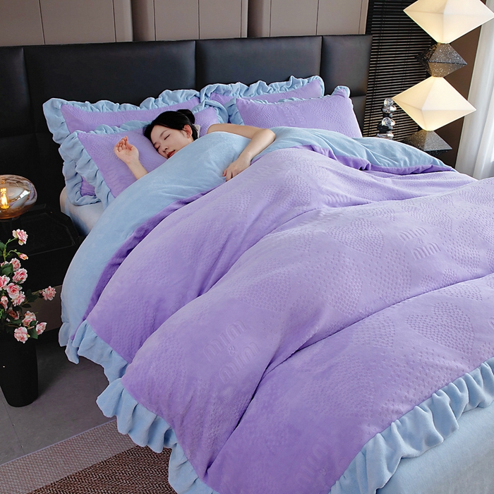 91家纺网 家纺一手货源 找家纺 （总）找底底家纺 2025新款加厚韩版全消光烂花牛奶绒四件套（加厚8斤重   日销20单客户优惠8元）