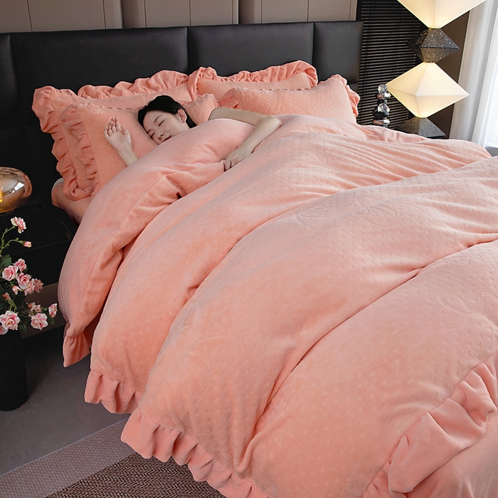 91家纺网 家纺一手货源 找家纺 （总）找底底家纺 2025新款加厚韩版全消光烂花牛奶绒四件套（加厚8斤重   日销20单客户优惠8元）