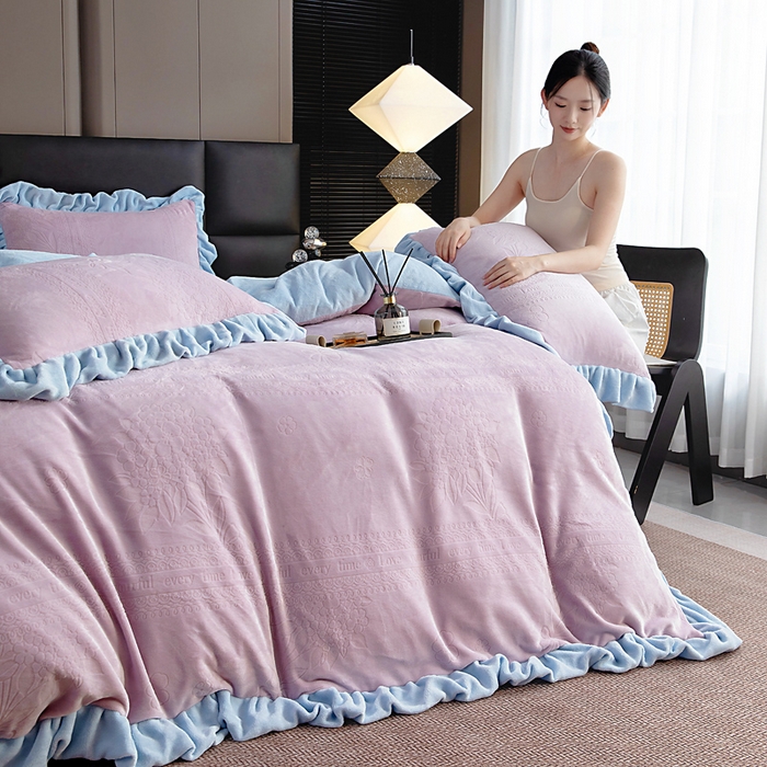 91家纺网 家纺一手货源 找家纺 找底底家纺 2025新款加厚韩版全消光烂花牛奶绒四件套（加厚8斤重   日销20单客户优惠8元） 黛蔻-豆兰