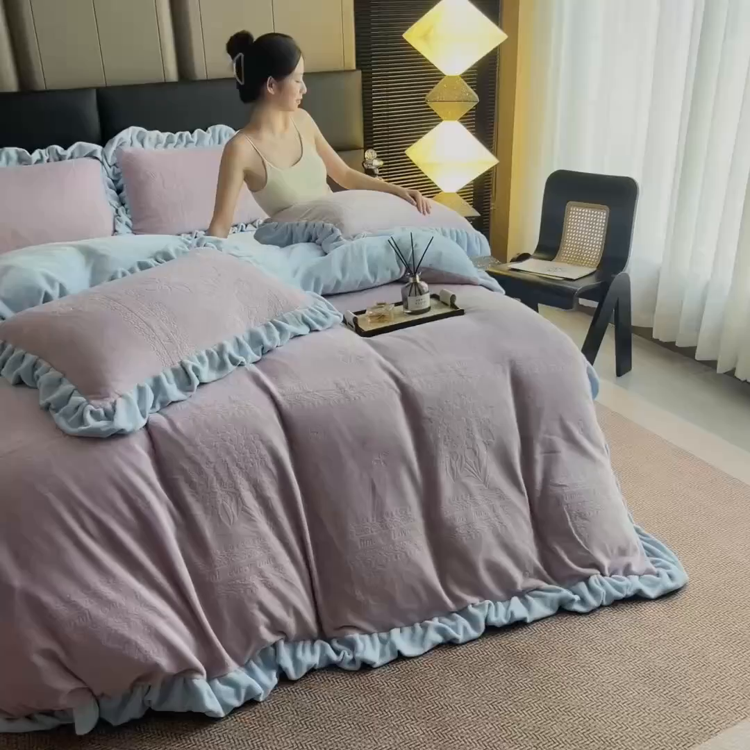 91家纺网 家纺一手货源 找家纺 找底底家纺 2025新款加厚韩版全消光烂花牛奶绒四件套（加厚8斤重   日销20单客户优惠8元） 黛蔻-豆兰