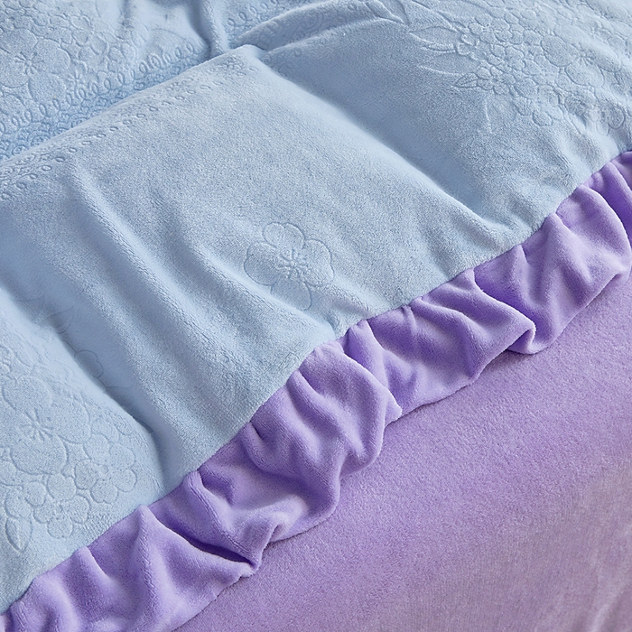 91家纺网 家纺一手货源 找家纺 找底底家纺 2025新款加厚韩版全消光烂花牛奶绒四件套（加厚8斤重   日销20单客户优惠8元） 黛蔻-兰紫