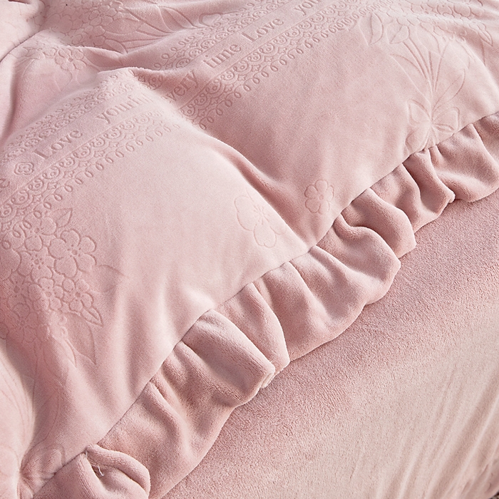 91家纺网 家纺一手货源 找家纺 找底底家纺 2025新款加厚韩版全消光烂花牛奶绒四件套（加厚8斤重   日销20单客户优惠8元） 黛蔻-暖豆沙