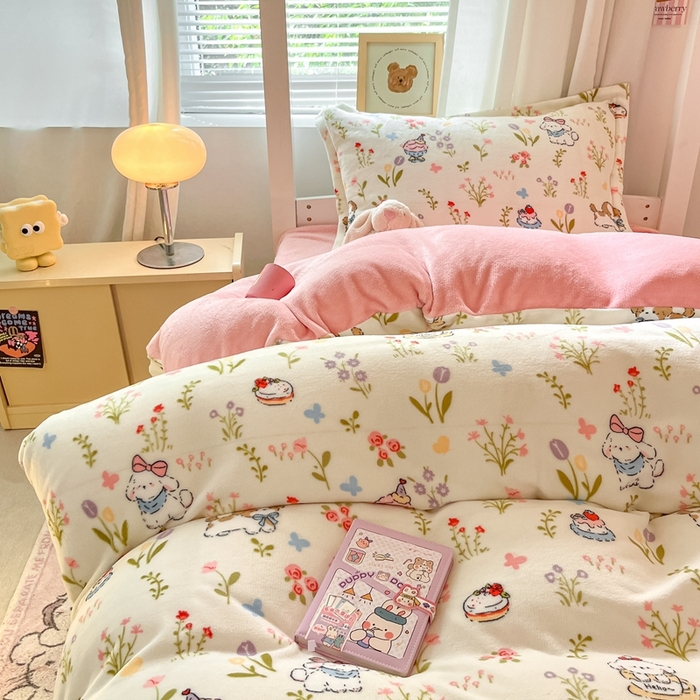 91家纺网 家纺一手货源 找家纺 寻米 2025新款高克重加厚保暖牛奶绒学生宿舍单床笠单件床笠系列二 小狗茶园-粉