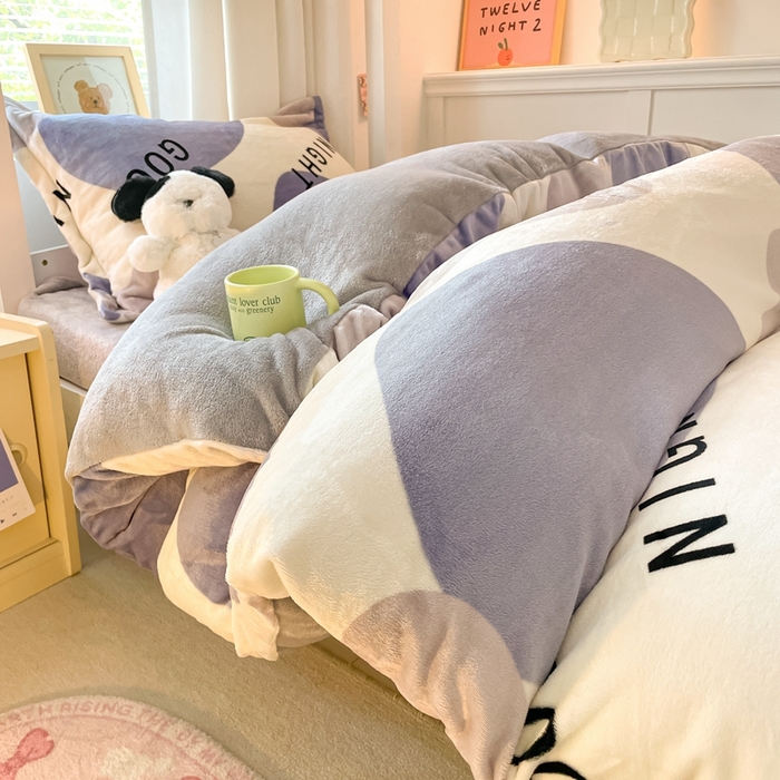 91家纺网 家纺一手货源 找家纺 寻米 2025新款高克重加厚保暖牛奶绒学生宿舍单床笠单件床笠系列二 简约晚安