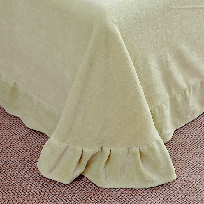 91家纺网 家纺一手货源 找家纺 找底底家纺 2025新款加厚韩版全消光烂花牛奶绒四件套（加厚8斤重   日销20单客户优惠8元） 黛蔻-暖绿