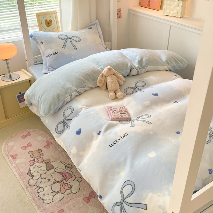 91家纺网 家纺一手货源 找家纺 寻米 2025新款高克重加厚保暖牛奶绒学生宿舍单床笠单件床笠系列二 梦幻蝴蝶结