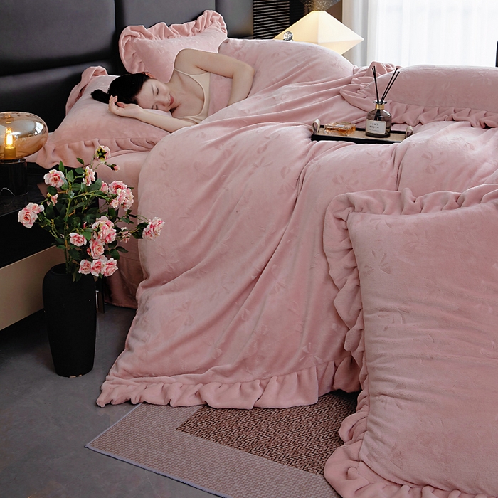 91家纺网 家纺一手货源 找家纺 找底底家纺 2025新款加厚韩版全消光烂花牛奶绒四件套（加厚8斤重   日销20单客户优惠8元） 蝴蝶结-豆沙