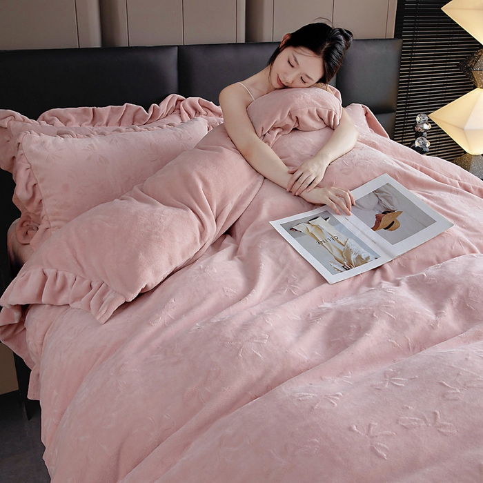 91家纺网 家纺一手货源 找家纺 找底底家纺 2025新款加厚韩版全消光烂花牛奶绒四件套（加厚8斤重   日销20单客户优惠8元） 蝴蝶结-豆沙