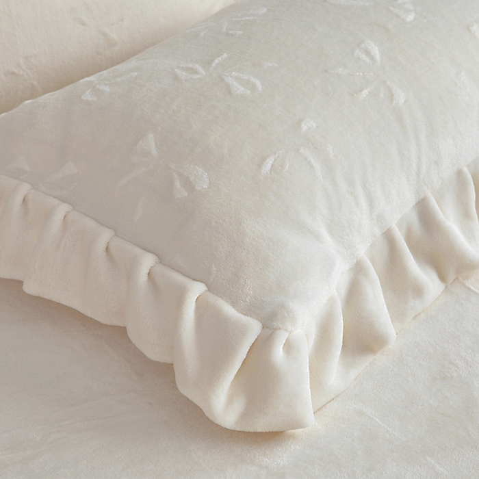 91家纺网 家纺一手货源 找家纺 找底底家纺 2025新款加厚韩版全消光烂花牛奶绒四件套（加厚8斤重   日销20单客户优惠8元） 蝴蝶结-米白