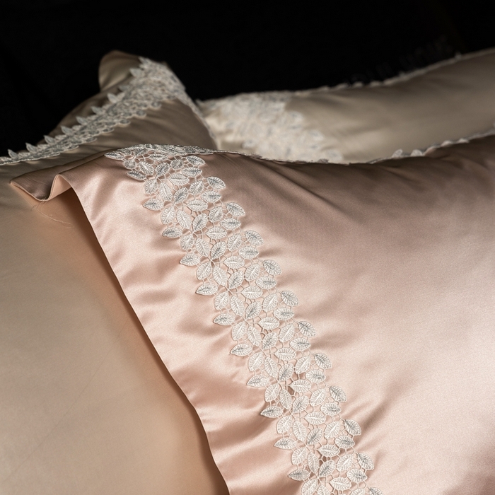 91家纺网 家纺一手货源 找家纺 馨蕊家居 2025秋冬臻品上新高精密四件套-知意 知意-蔷薇粉