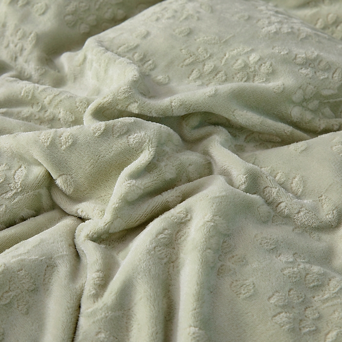 91家纺网 家纺一手货源 找家纺 找底底家纺 2025新款加厚韩版全消光烂花牛奶绒四件套（加厚8斤重   日销20单客户优惠8元） 澜花-暖绿