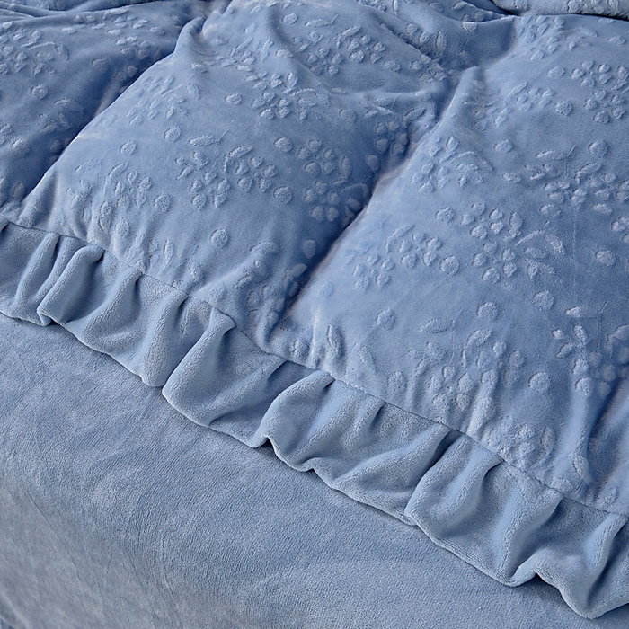 91家纺网 家纺一手货源 找家纺 找底底家纺 2025新款加厚韩版全消光烂花牛奶绒四件套（加厚8斤重   日销20单客户优惠8元） 澜花-雾兰