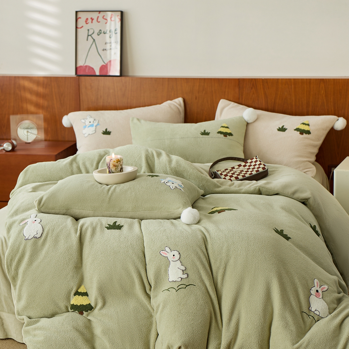 91家纺网 家纺一手货源 找家纺 蓝梦 2025新款全消光毛巾绣艾尼绒四件套-艾尼兔系列 浅绿