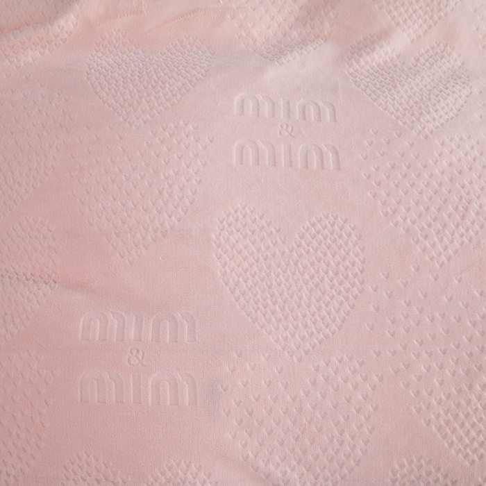 91家纺网 家纺一手货源 找家纺 找底底家纺 2025新款加厚韩版全消光烂花牛奶绒四件套（加厚8斤重   日销20单客户优惠8元） 梦屿-粉色