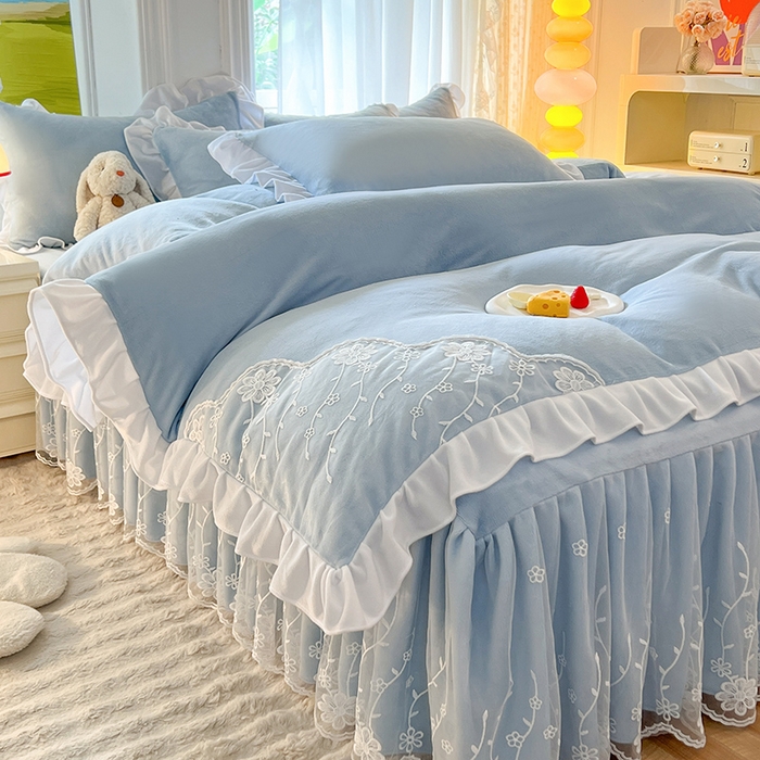 91家纺网 家纺一手货源 找家纺 （总）后庭寝室 2025新款牛奶绒床裙四件套倾城