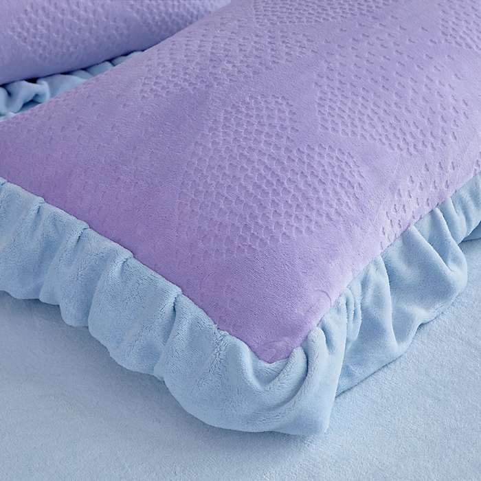 91家纺网 家纺一手货源 找家纺 找底底家纺 2025新款加厚韩版全消光烂花牛奶绒四件套（加厚8斤重   日销20单客户优惠8元） 梦屿-兰紫