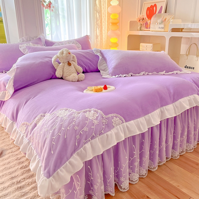 91家纺网 家纺一手货源 找家纺 后庭寝室 2025新款牛奶绒床裙四件套倾城 倾城-梦幻紫