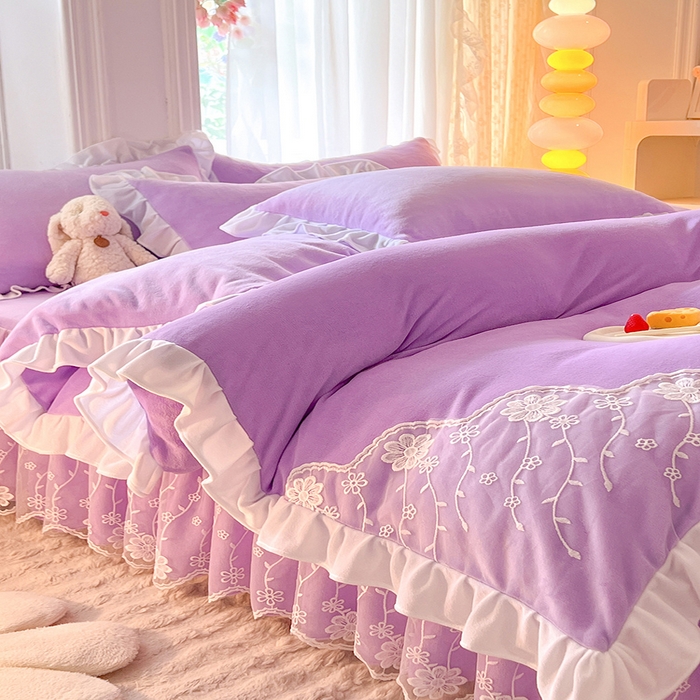 91家纺网 家纺一手货源 找家纺 后庭寝室 2025新款牛奶绒床裙四件套倾城 倾城-梦幻紫