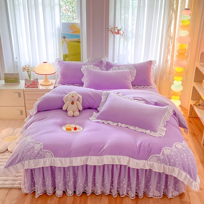 91家纺网 家纺一手货源 找家纺 后庭寝室 2025新款牛奶绒床裙四件套倾城 倾城-梦幻紫