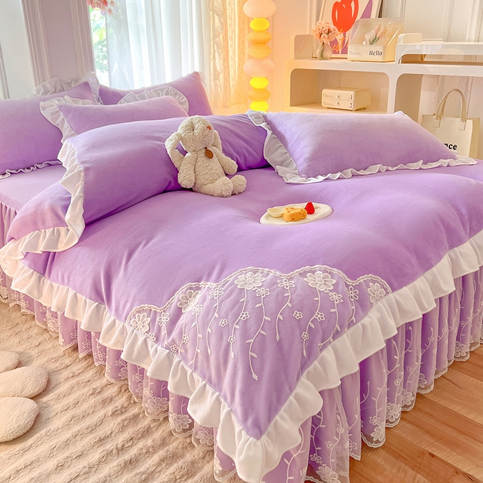 91家纺网 家纺一手货源 找家纺 后庭寝室 2025新款牛奶绒床裙四件套倾城 倾城-梦幻紫