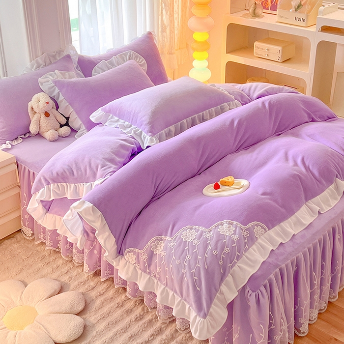 91家纺网 家纺一手货源 找家纺 后庭寝室 2025新款牛奶绒床裙四件套倾城 倾城-梦幻紫