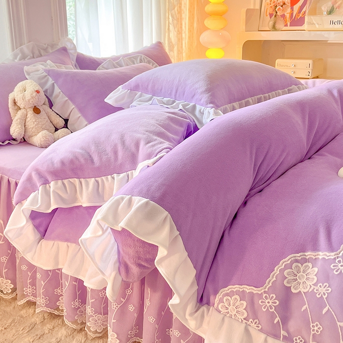 91家纺网 家纺一手货源 找家纺 后庭寝室 2025新款牛奶绒床裙四件套倾城 倾城-梦幻紫