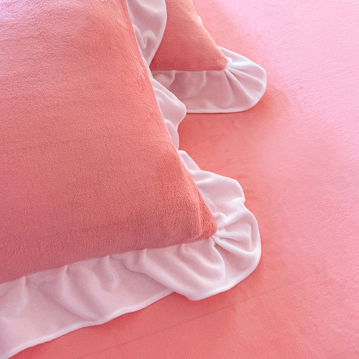 91家纺网 家纺一手货源 找家纺 后庭寝室 2025新款牛奶绒床裙四件套倾城 倾城-暖粉玉