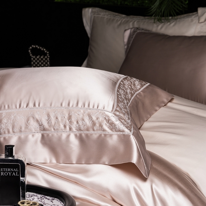 91家纺网 家纺一手货源 找家纺 馨蕊家居 2025秋冬臻品上新高精密四件套-云芙 云芙-蔷薇粉