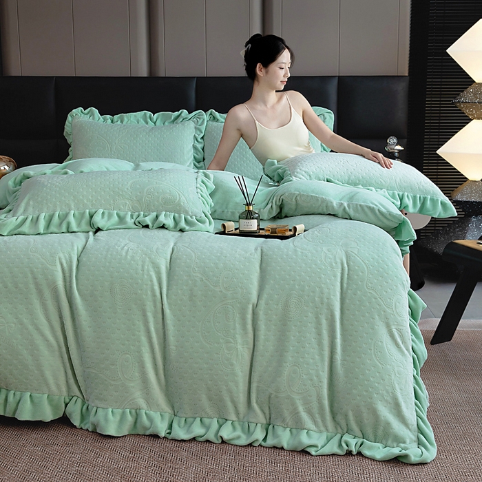 91家纺网 家纺一手货源 找家纺 找底底家纺 2025新款加厚韩版全消光烂花牛奶绒四件套（加厚8斤重   日销20单客户优惠8元） 柔漾-暖绿