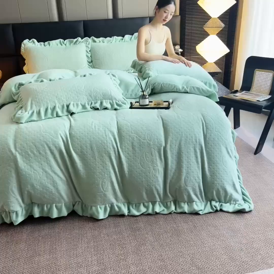 91家纺网 家纺一手货源 找家纺 找底底家纺 2025新款加厚韩版全消光烂花牛奶绒四件套（加厚8斤重   日销20单客户优惠8元） 柔漾-暖绿