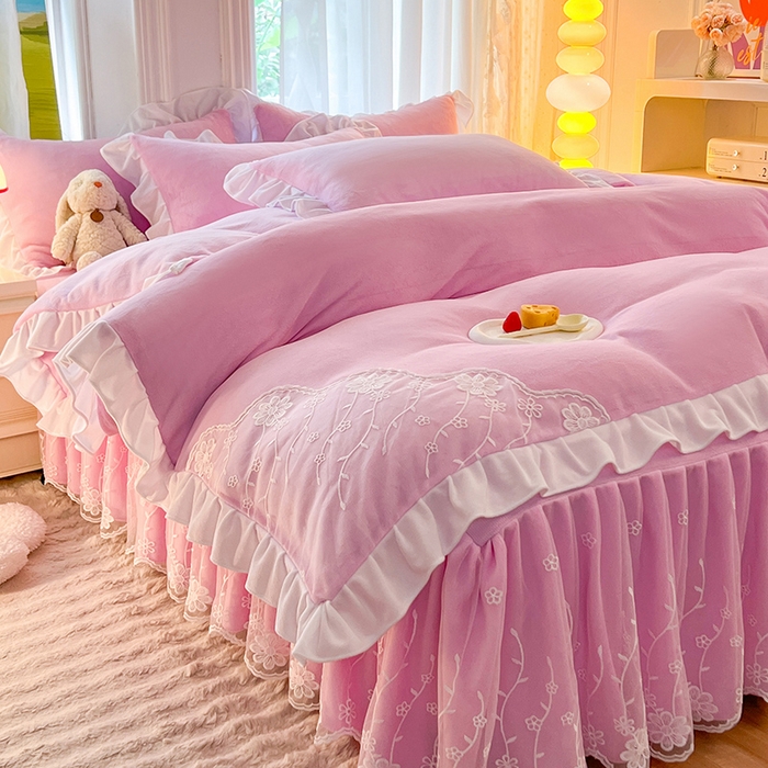后庭寝室 2025新款牛奶绒床裙四件套倾城 倾城-少女粉