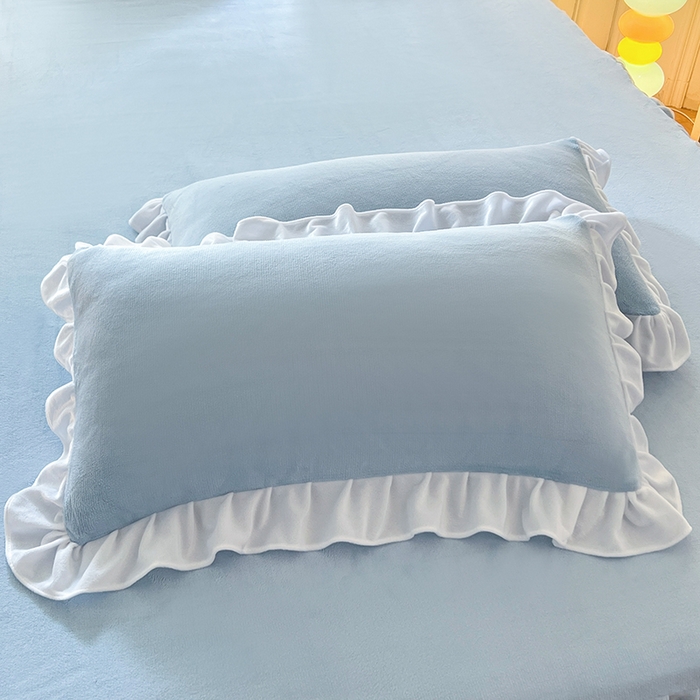 91家纺网 家纺一手货源 找家纺 后庭寝室 2025新款牛奶绒床裙四件套倾城 倾城-天空蓝