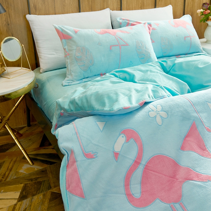 91家纺网 家纺一手货源 找家纺 （总）梵克保罗 2025新款秋冬6D水晶绒雕花绒牛奶绒法莱绒学生三件套