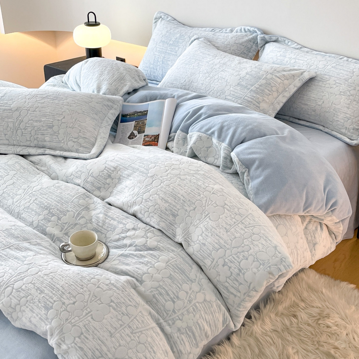 91家纺网 家纺一手货源 找家纺 梵克保罗 2025新款保暖舒适雕花绒四件套 豆蔻