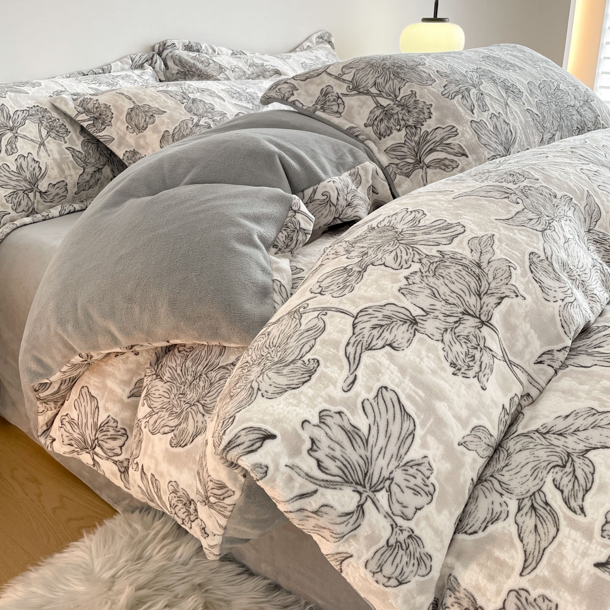 91家纺网 家纺一手货源 找家纺 梵克保罗 2025新款保暖舒适雕花绒四件套 心中之城