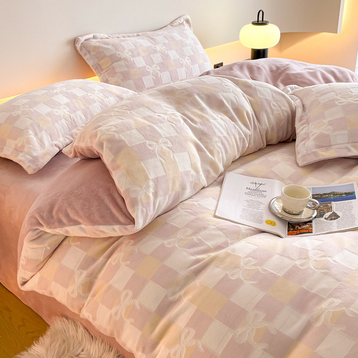 91家纺网 家纺一手货源 找家纺 梵克保罗 2025新款保暖舒适雕花绒四件套 方格蝴蝶