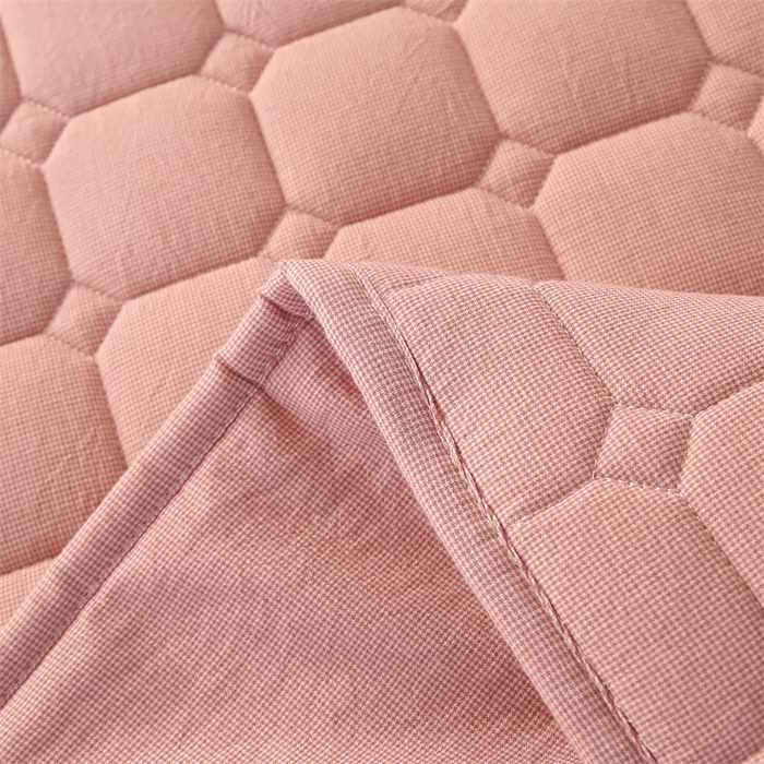 91家纺网 家纺一手货源 找家纺 梵克保罗 2025新款无印风全棉色织水洗棉夹棉床笠 千鸟格粉