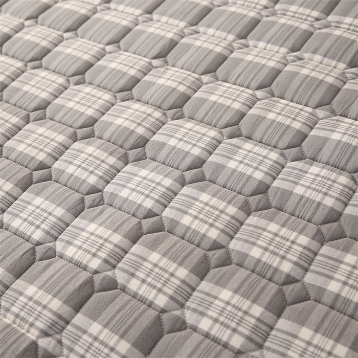 91家纺网 家纺一手货源 找家纺 梵克保罗 2025新款无印风全棉色织水洗棉夹棉床笠 凯里灰