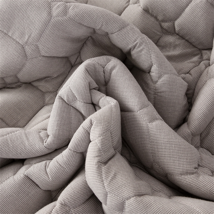 91家纺网 家纺一手货源 找家纺 梵克保罗 2025新款无印风全棉色织水洗棉夹棉床笠 千鸟格灰
