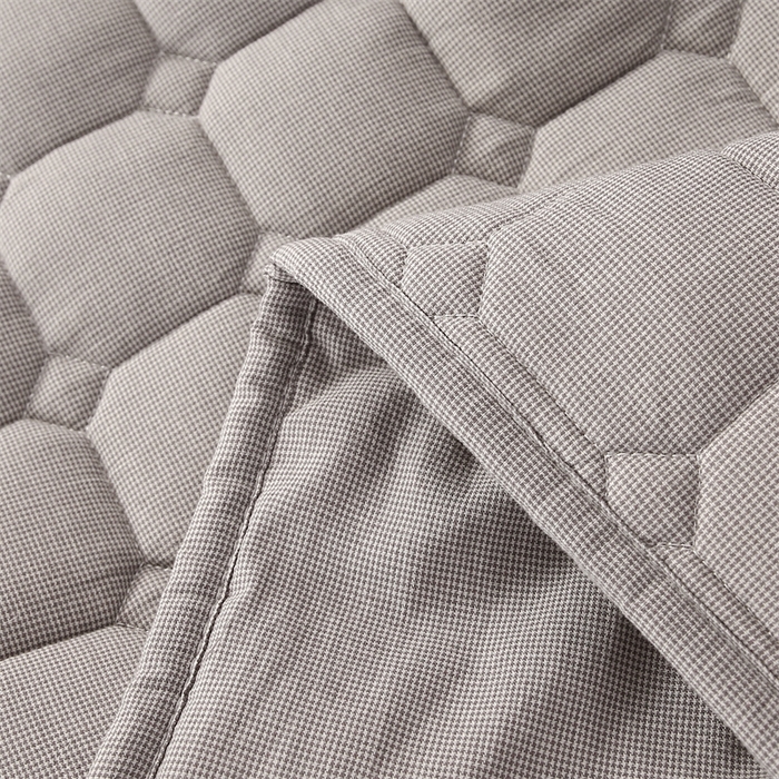 91家纺网 家纺一手货源 找家纺 梵克保罗 2025新款无印风全棉色织水洗棉夹棉床笠 千鸟格灰