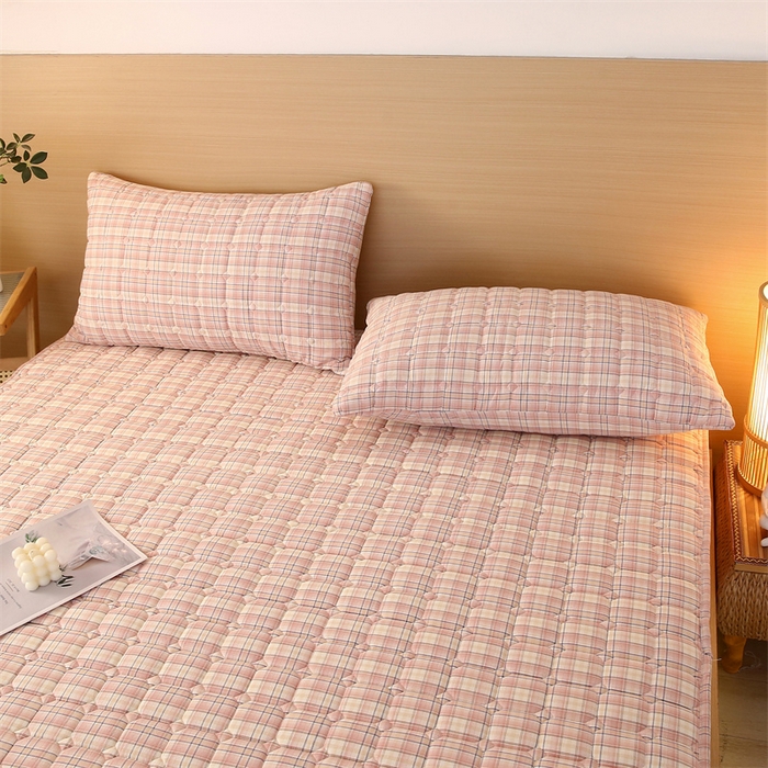 91家纺网 家纺一手货源 找家纺 梵克保罗 2025新款无印风全棉色织水洗棉夹棉床笠 凯里粉