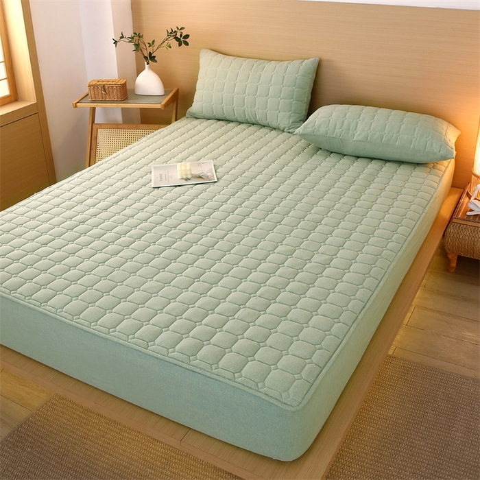 91家纺网 家纺一手货源 找家纺 梵克保罗 2025新款无印风全棉色织水洗棉夹棉床笠 千鸟格绿