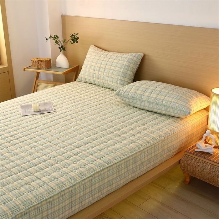 91家纺网 家纺一手货源 找家纺 梵克保罗 2025新款无印风全棉色织水洗棉夹棉床笠 凯里绿