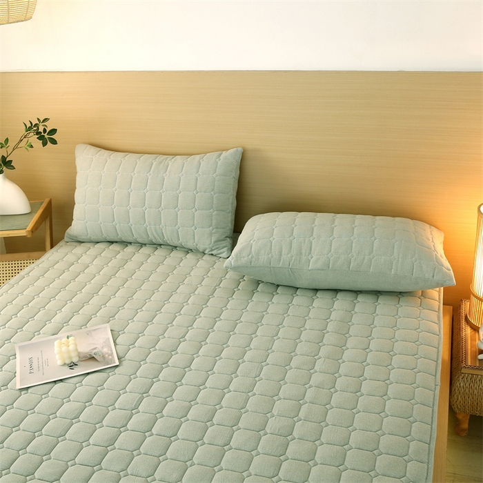 91家纺网 家纺一手货源 找家纺 梵克保罗 2025新款无印风全棉色织水洗棉夹棉床笠 千鸟格绿