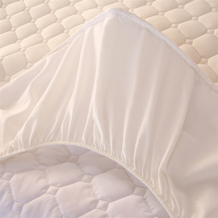 91家纺网 家纺一手货源 找家纺 梵克保罗 2025新款无印风全棉色织水洗棉夹棉床笠 无印纯净白