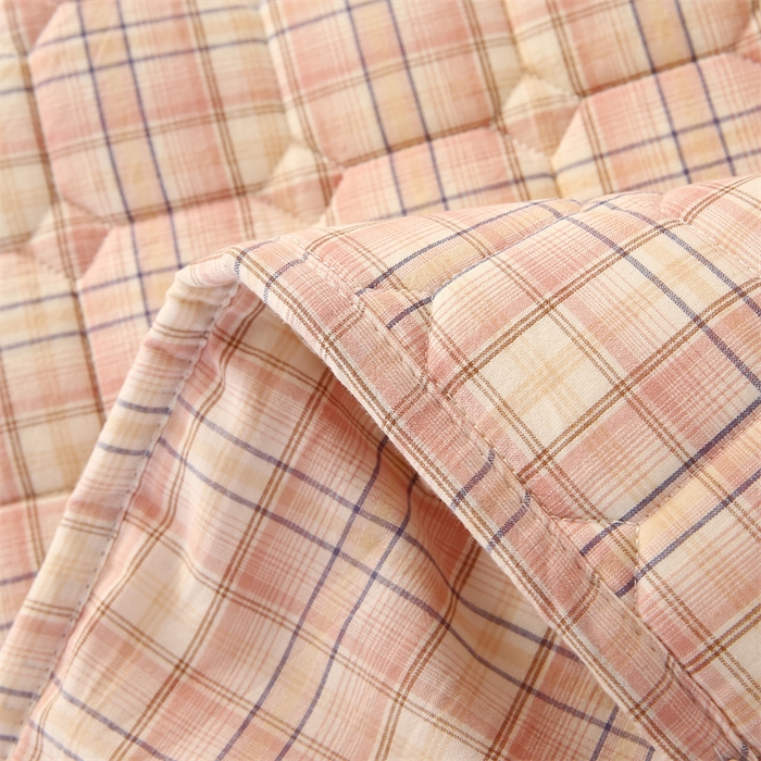 91家纺网 家纺一手货源 找家纺 梵克保罗 2025新款无印风全棉色织水洗棉夹棉床笠 凯里粉