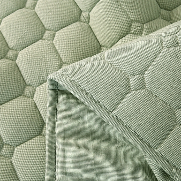 91家纺网 家纺一手货源 找家纺 梵克保罗 2025新款无印风全棉色织水洗棉夹棉床笠 千鸟格绿