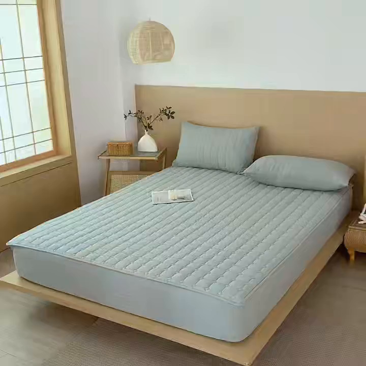 91家纺网 家纺一手货源 找家纺 梵克保罗 2025新款无印风全棉色织水洗棉夹棉床笠 千鸟格绿